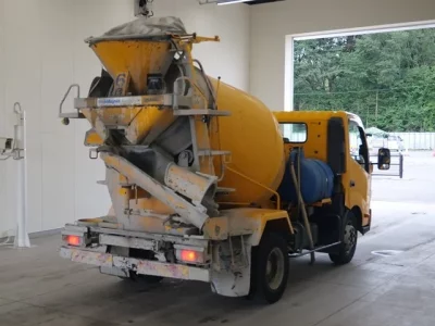 Hino DUTRO