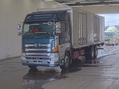 Hino PROFIA