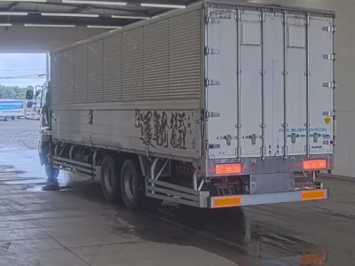 Hino PROFIA