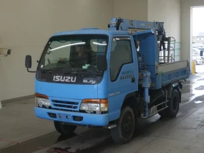 Isuzu ELF