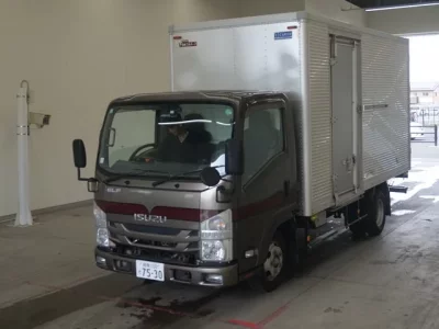 Isuzu ELF