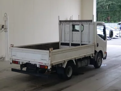 Nissan ATLAS