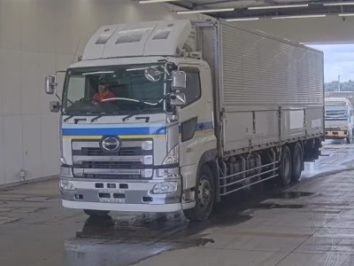 Hino TRUCK