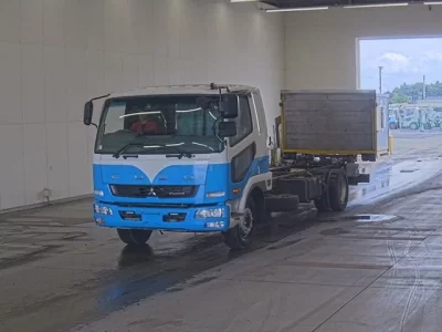 Mitsubishi FUSO FIGHTER