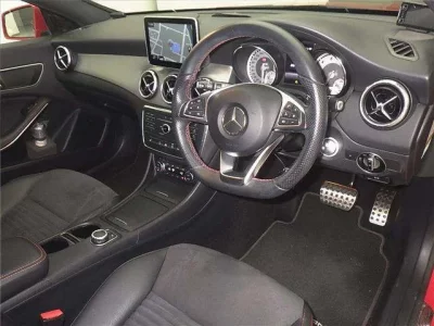 Mercedes-Benz CLA CLASS