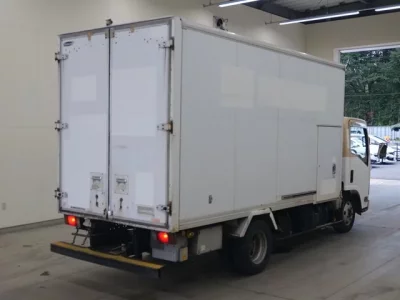 Isuzu ELF