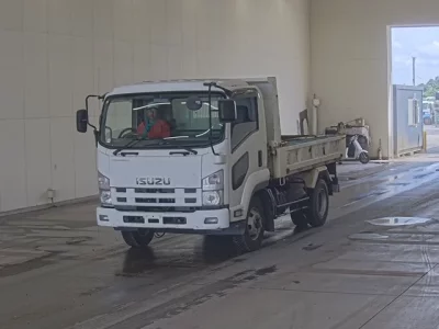 Isuzu FORWARD