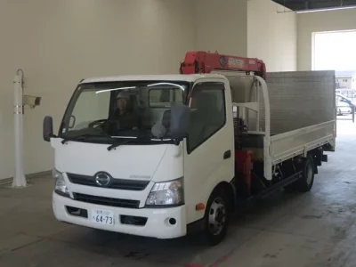 Hino TRUCK