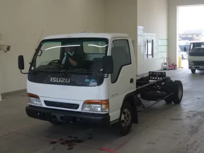 Isuzu ELF