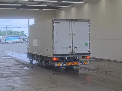 Mitsubishi FUSO FIGHTER