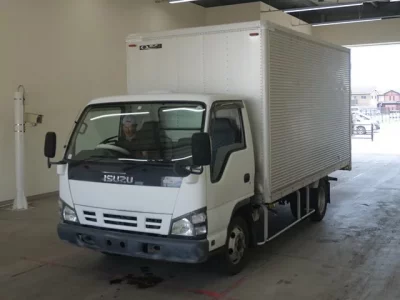 Isuzu ELF