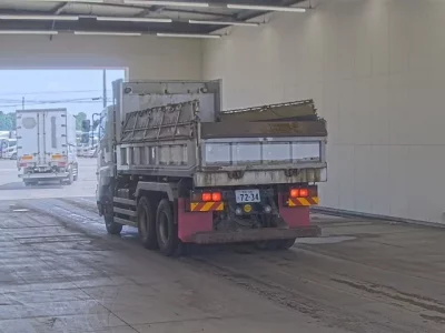 Hino PROFIA