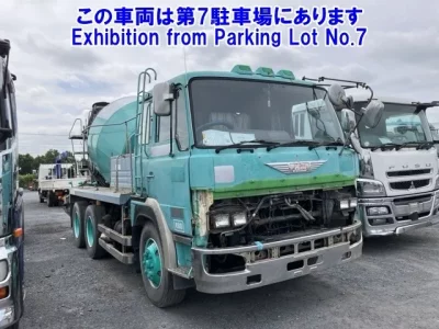 Hino TRUCK