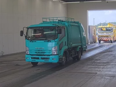 Isuzu FORWARD