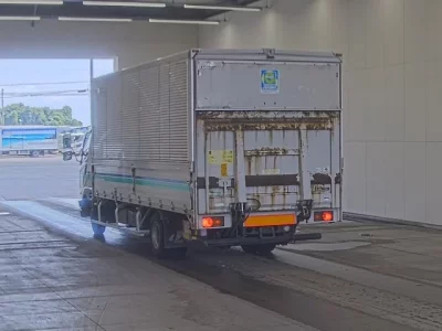 Mitsubishi FUSO FIGHTER