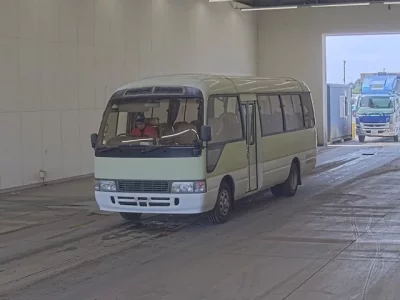 Hino BUS