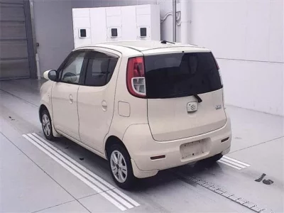 Suzuki MRWAGON