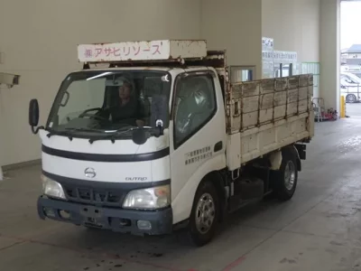 Hino DUTRO