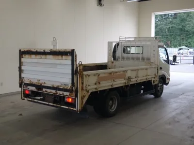 Hino DUTRO