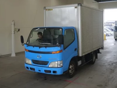 Hino DUTRO