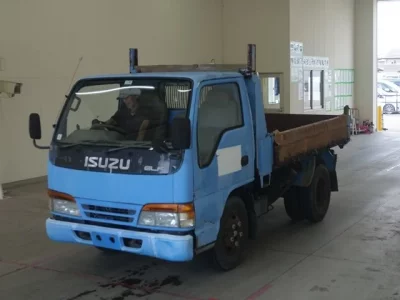 Isuzu ELF