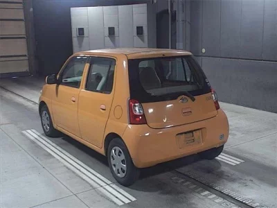 Daihatsu Esse
