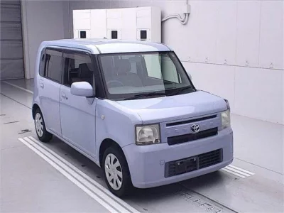 Toyota PIXIS SPACE