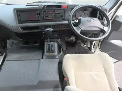 Toyota COASTER