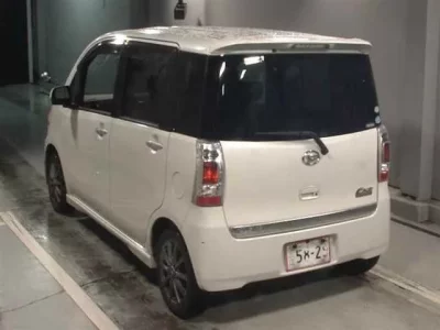 Daihatsu TANTO EXE