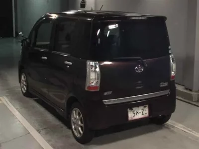 Daihatsu TANTO EXE