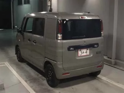 Suzuki SPACIA BASE