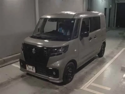 Suzuki SPACIA BASE