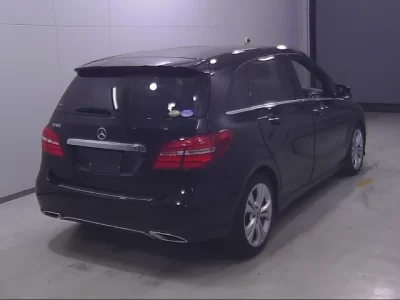 Mercedes-Benz B CLASS
