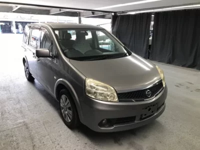 Nissan LAFESTA