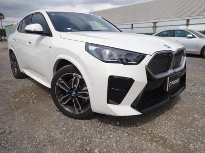 BMW IX2