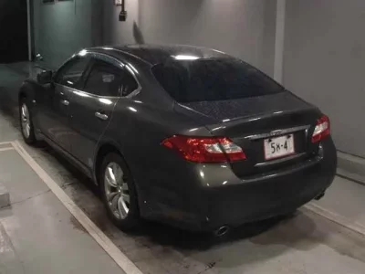 Nissan FUGA
