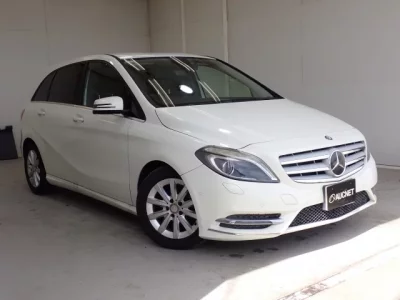 Mercedes-Benz B CLASS