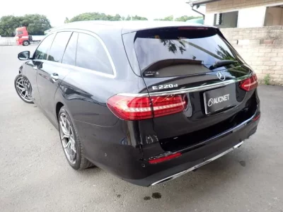 Mercedes-Benz E CLASS WAGON