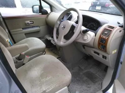 Nissan LAFESTA