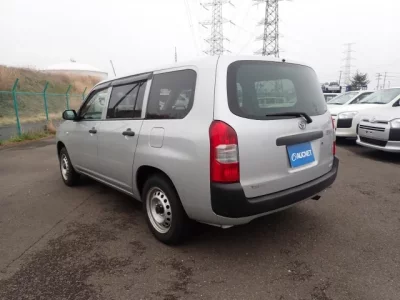 Toyota SUCCEED