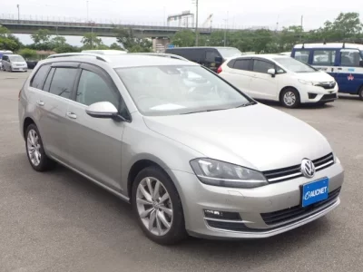 Volkswagen GOLF VARIANT
