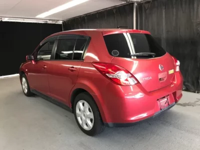 Nissan TIIDA
