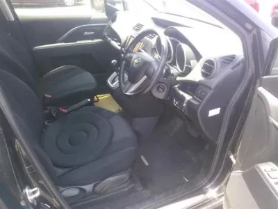 Nissan LAFESTA