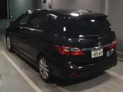 Nissan LAFESTA