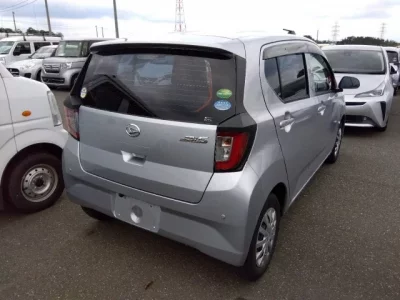 Daihatsu MIRA E S