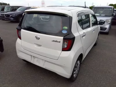 Daihatsu MIRA E S