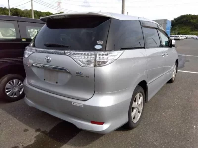 Toyota ESTIMA HYBRID
