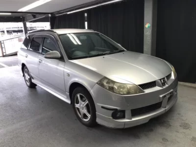 Nissan WINGROAD