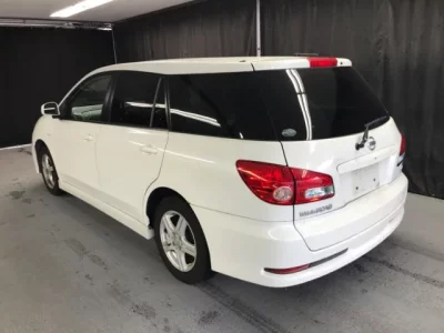 Nissan WINGROAD
