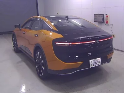 Toyota CROWN CROSSOVER